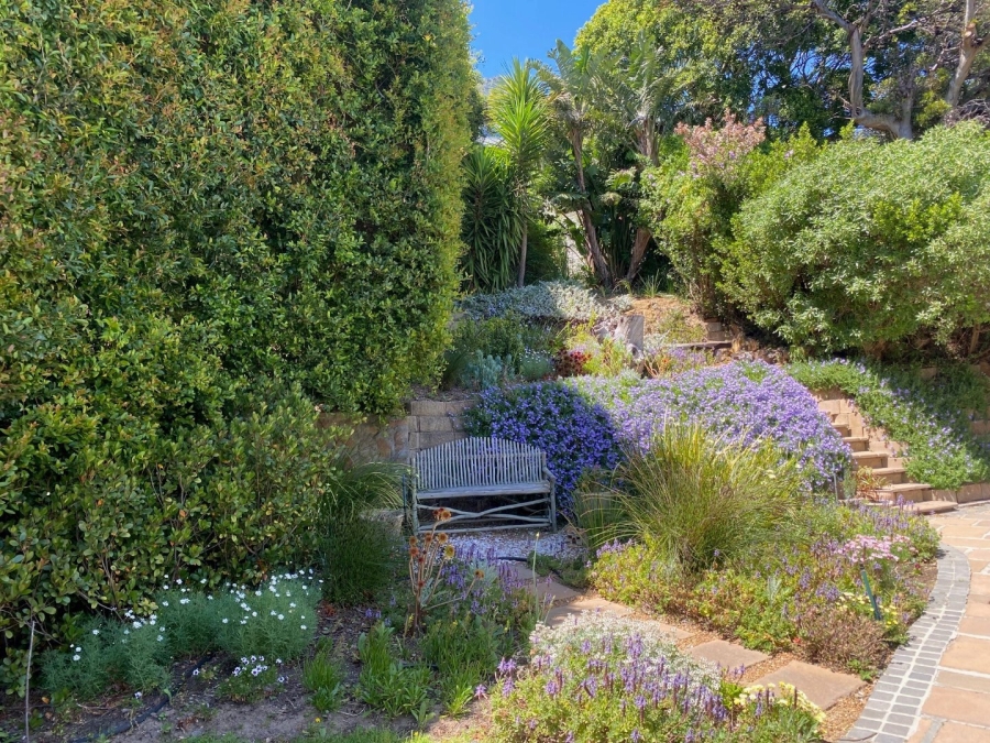 To Let 4 Bedroom Property for Rent in Camps Bay Western Cape